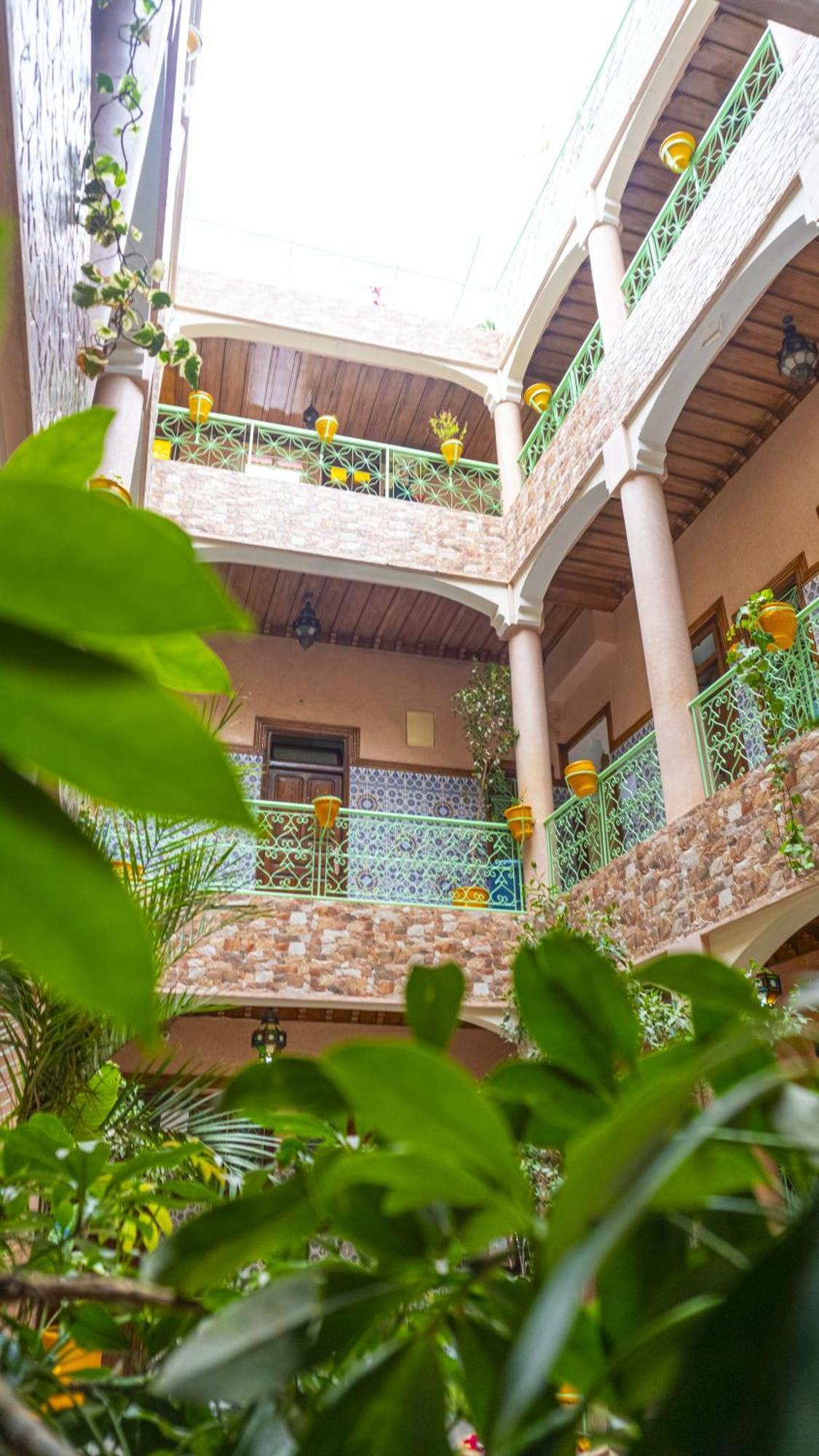 Hotel Imouzzer マラケシュ エクステリア 写真