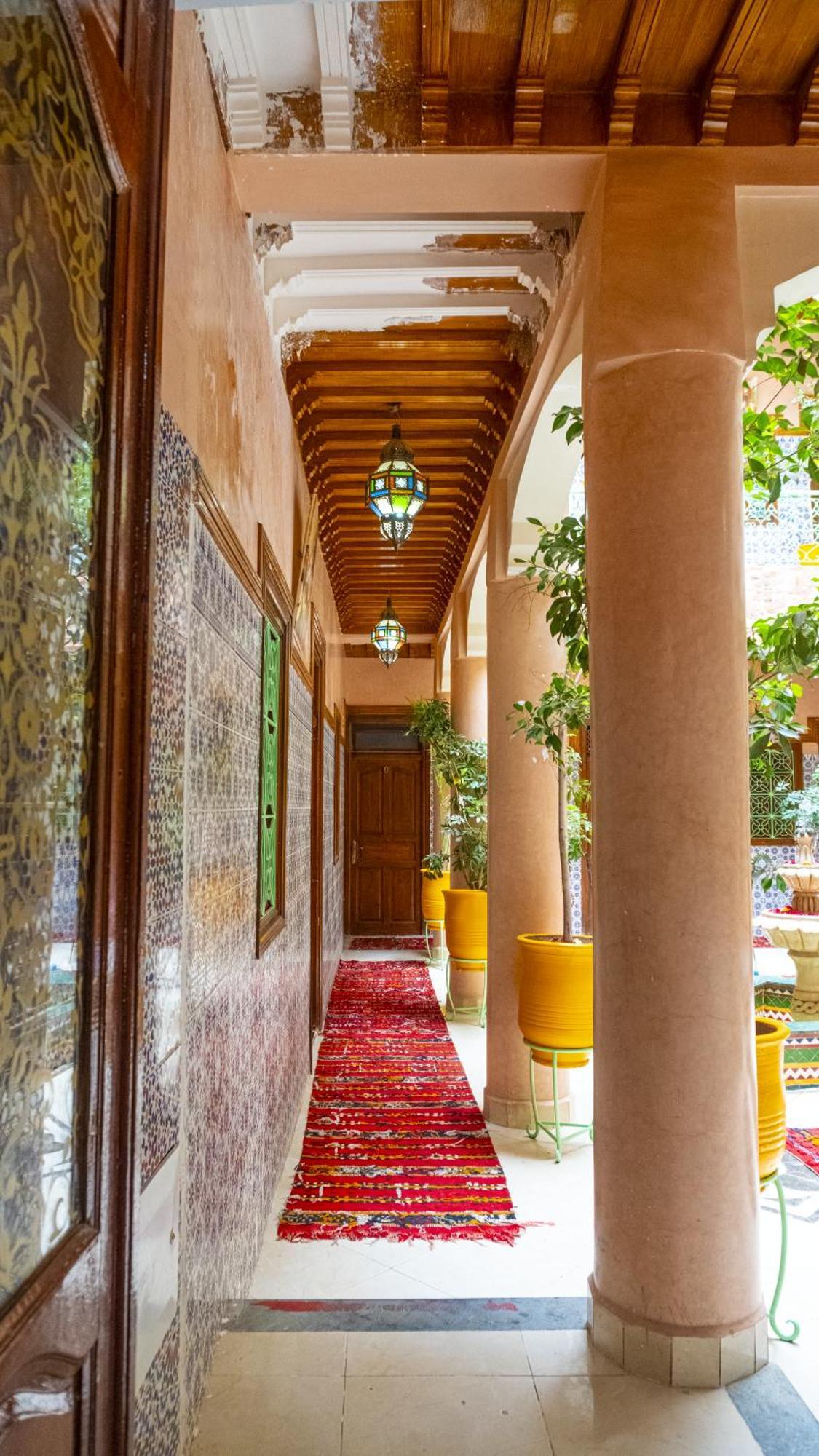 Hotel Imouzzer マラケシュ エクステリア 写真